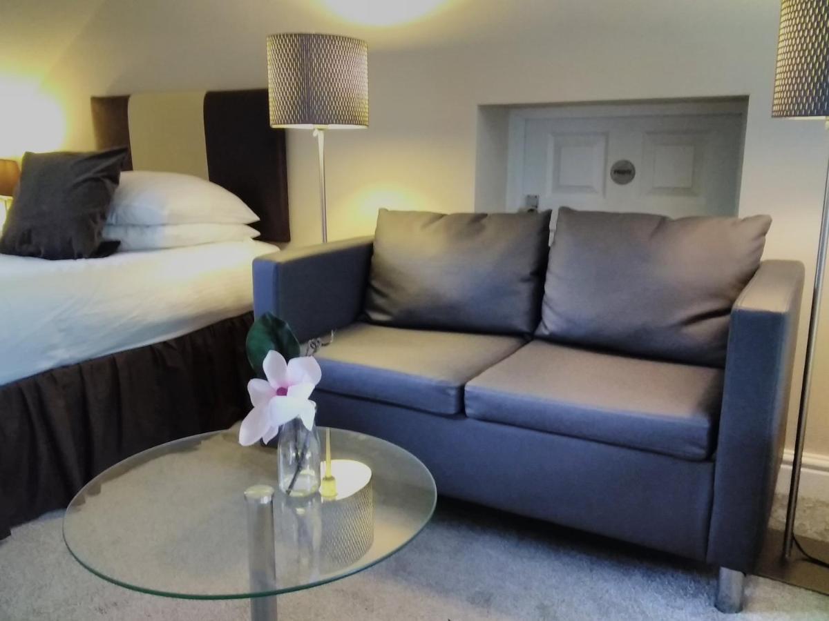 Windermere Studio Rooms - With Free Car Parking Onsite Esterno foto