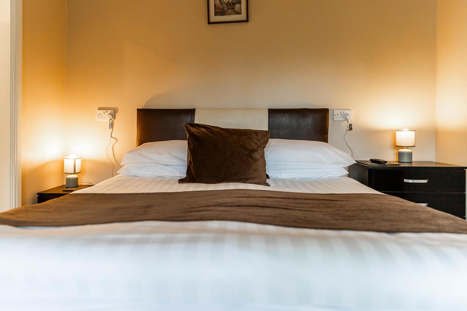 Windermere Studio Rooms - With Free Car Parking Onsite Esterno foto