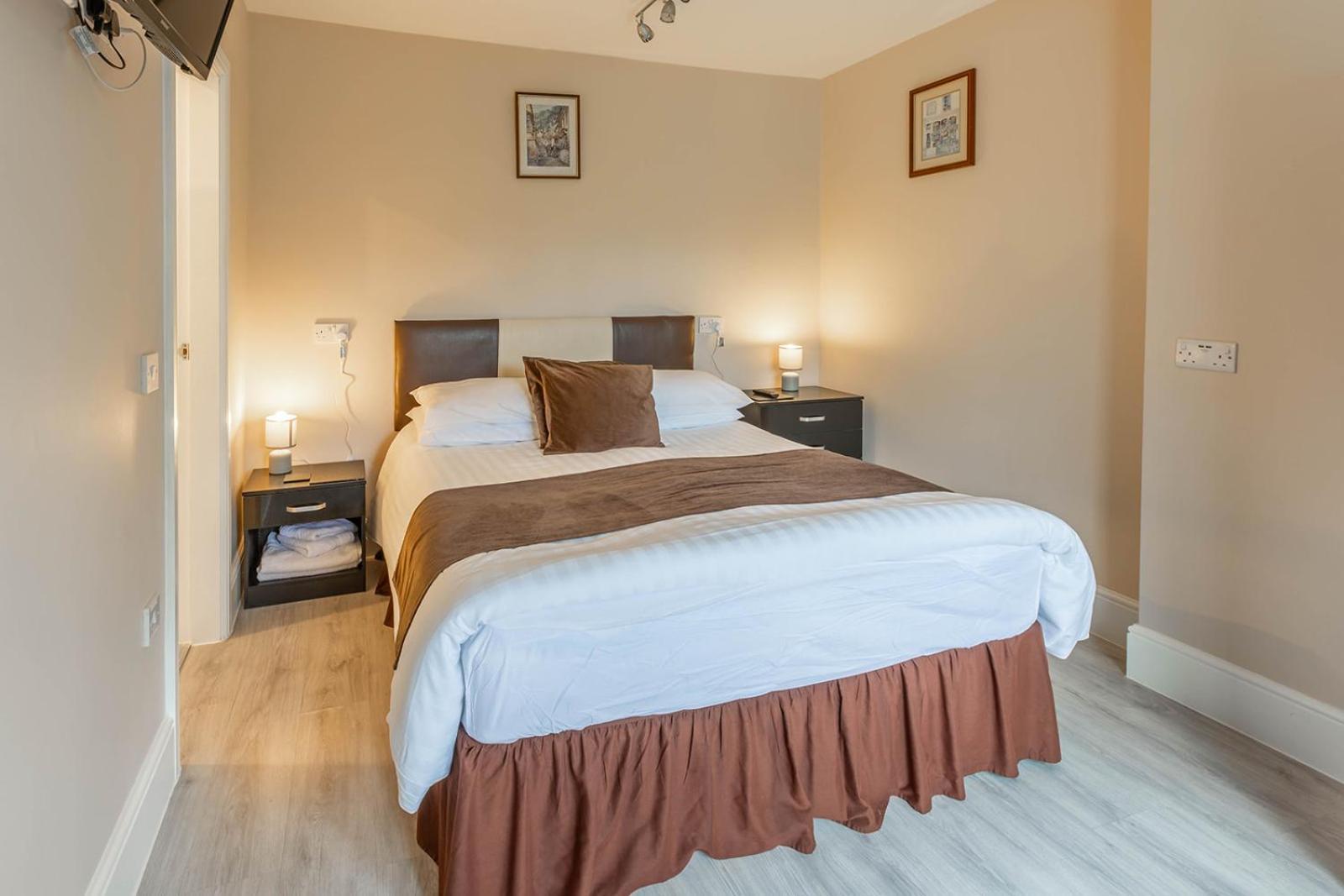 Windermere Studio Rooms - With Free Car Parking Onsite Esterno foto