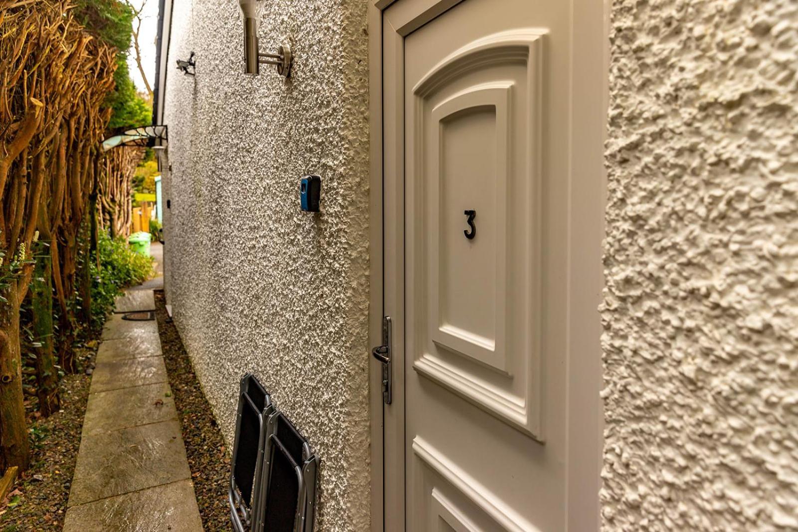 Windermere Studio Rooms - With Free Car Parking Onsite Esterno foto