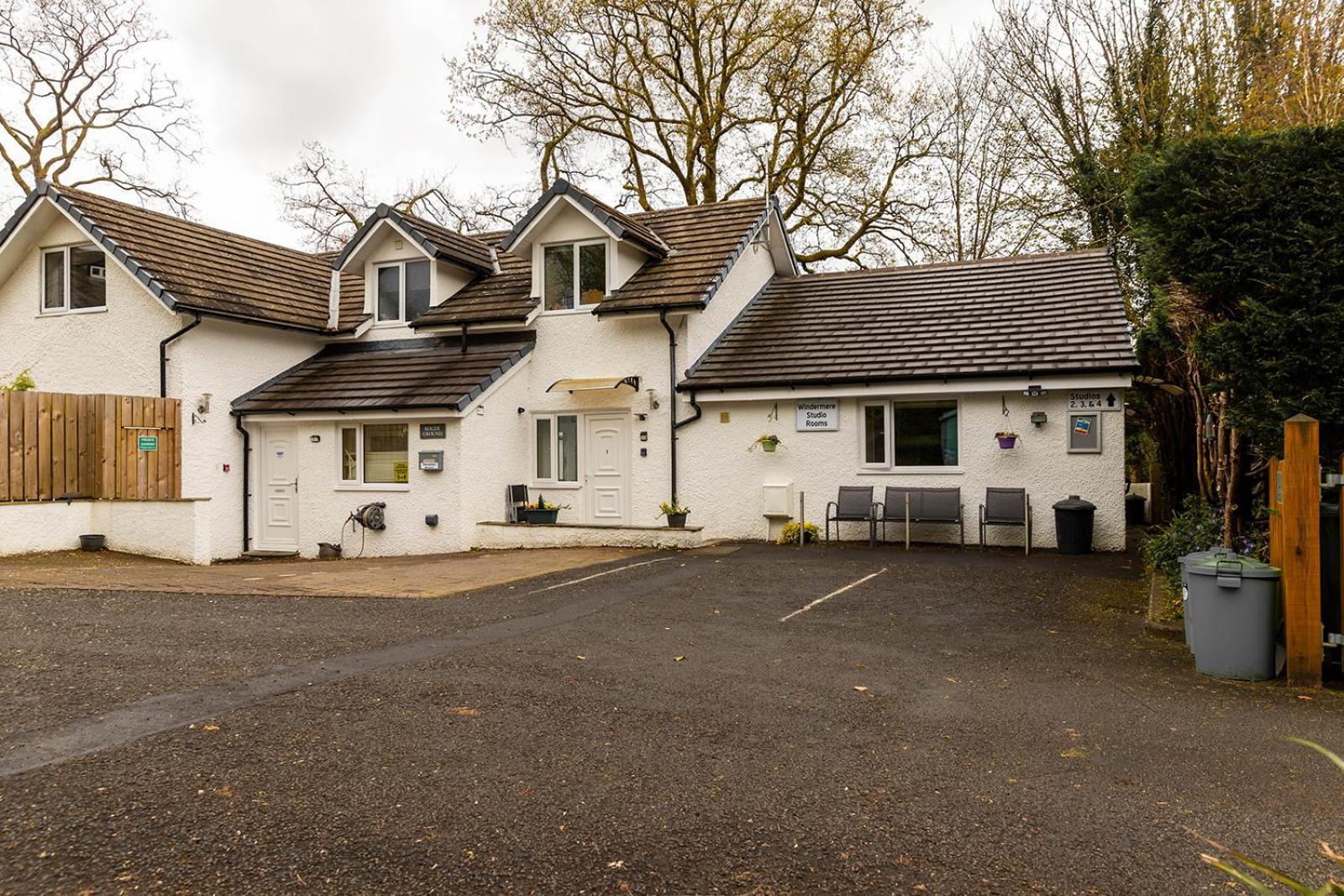 Windermere Studio Rooms - With Free Car Parking Onsite Esterno foto